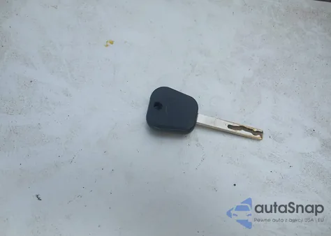 2018 Chevrolet Spark Ls Cvt z USA, uszkodzony, nr VIN KL8CB6SA4JC452249